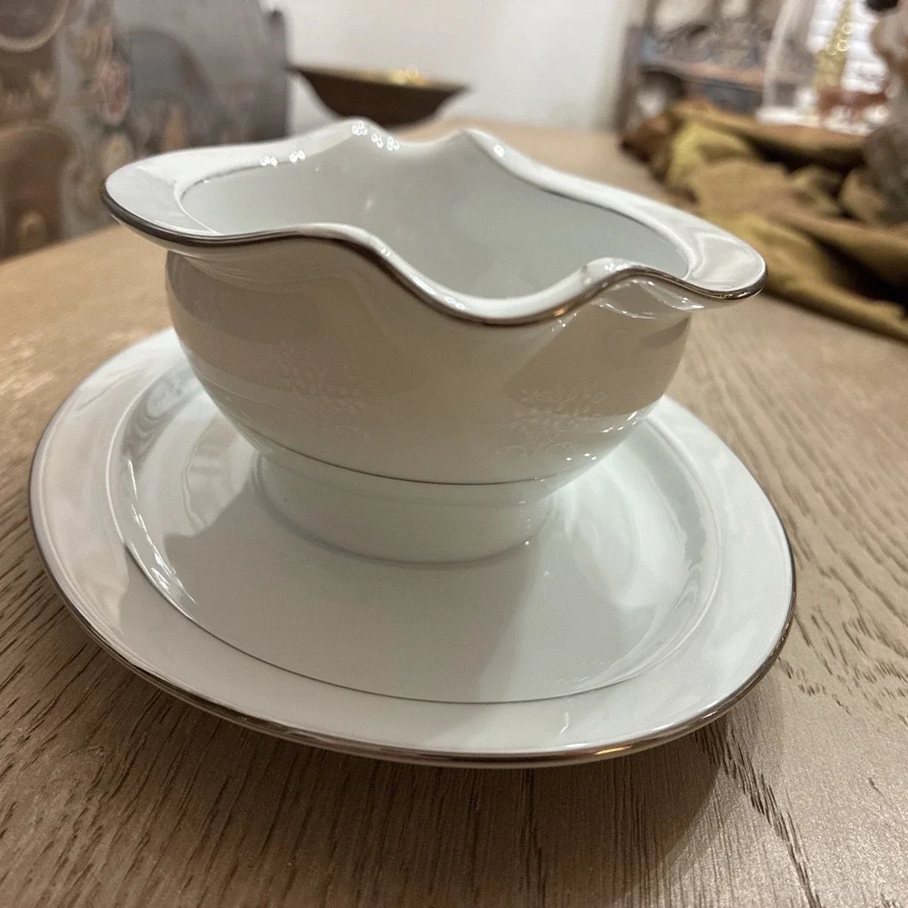 Noritake Whitehall China Gravy Boat w/Attached Underplate Silver Trim 1 PC VTG